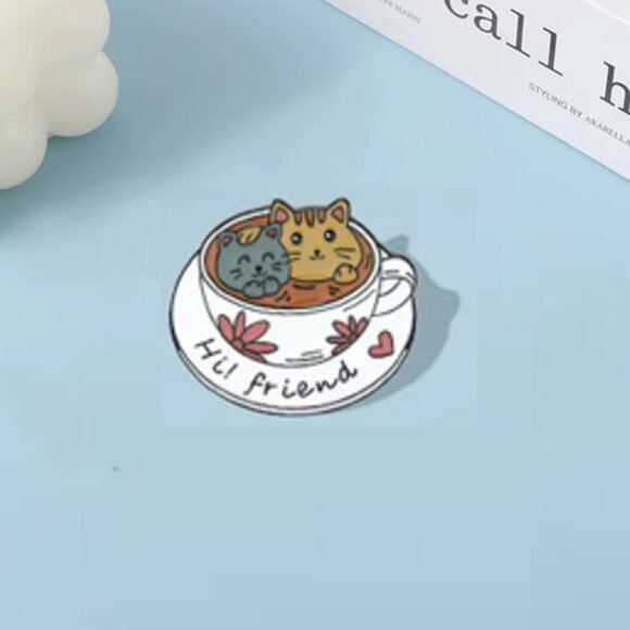 🍏50% OFF/3+...Two Cats in Cup Pin - Picture 1 of 4